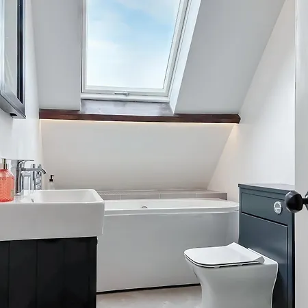 Former Methodist Church - Uk49641